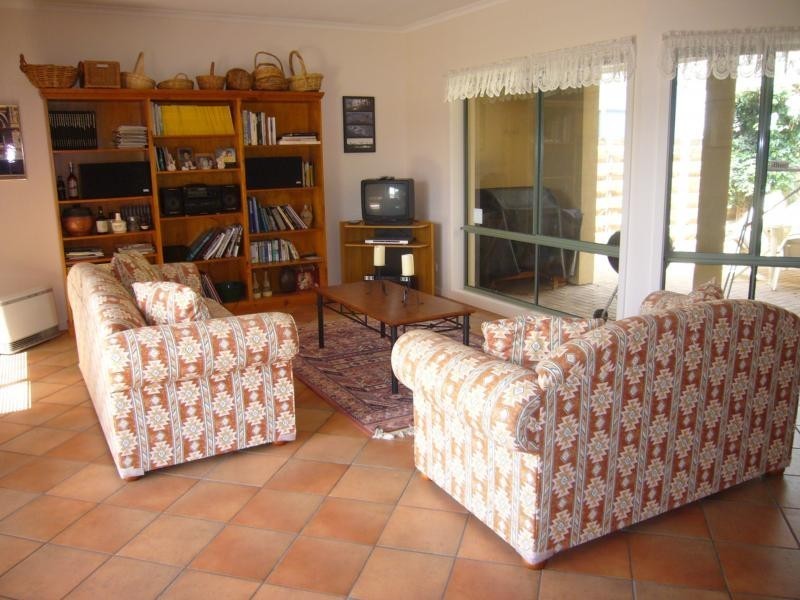 6 John Pirie Court, Mccracken SA 5211