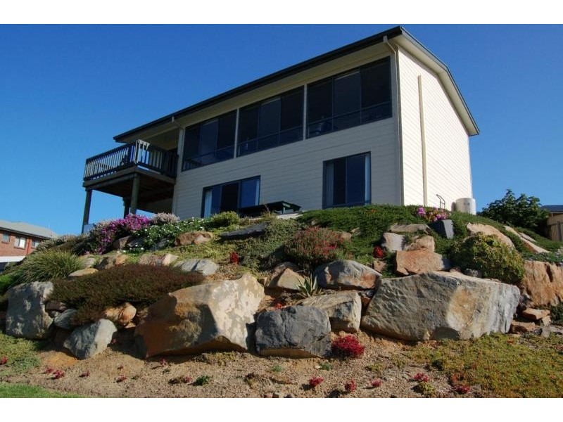 11 Theisenger Court, Encounter Bay SA 5211