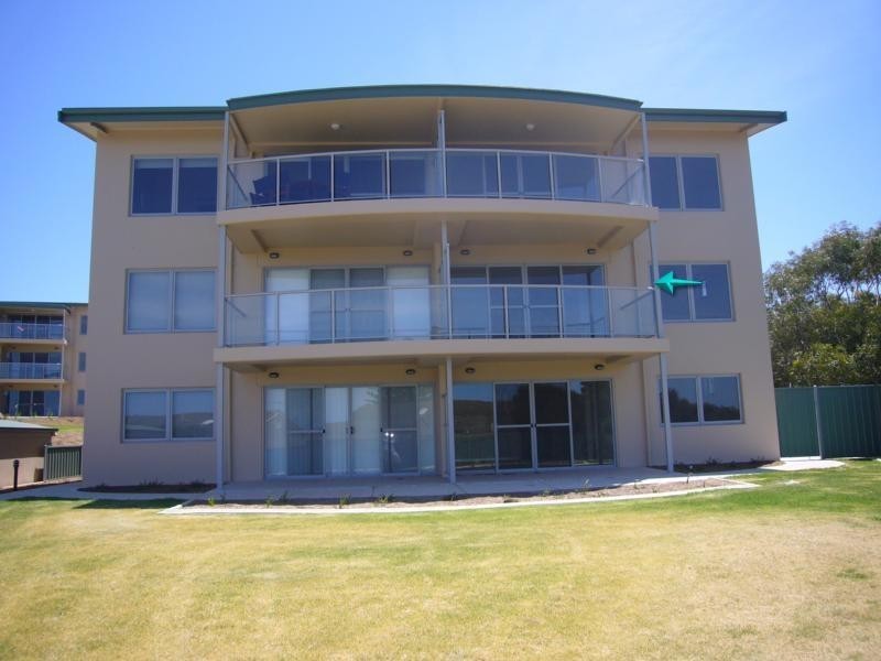21/1 Solway Crescent, Encounter Bay SA 5211