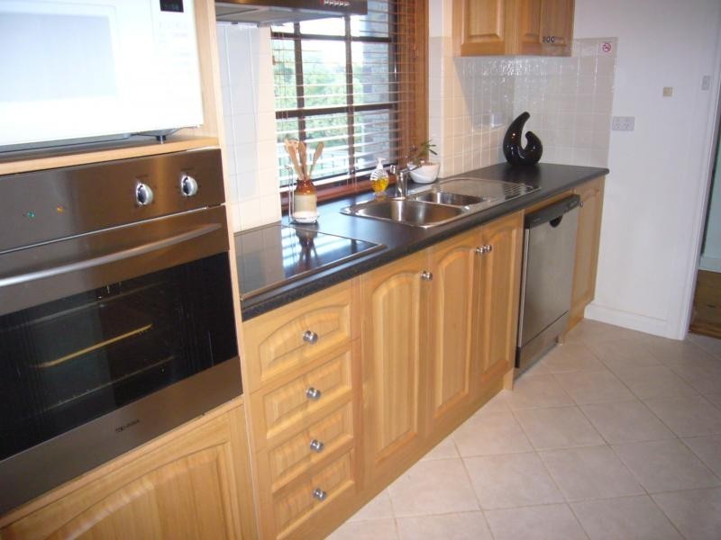 18 Peace Avenue, Victor Harbor SA 5211