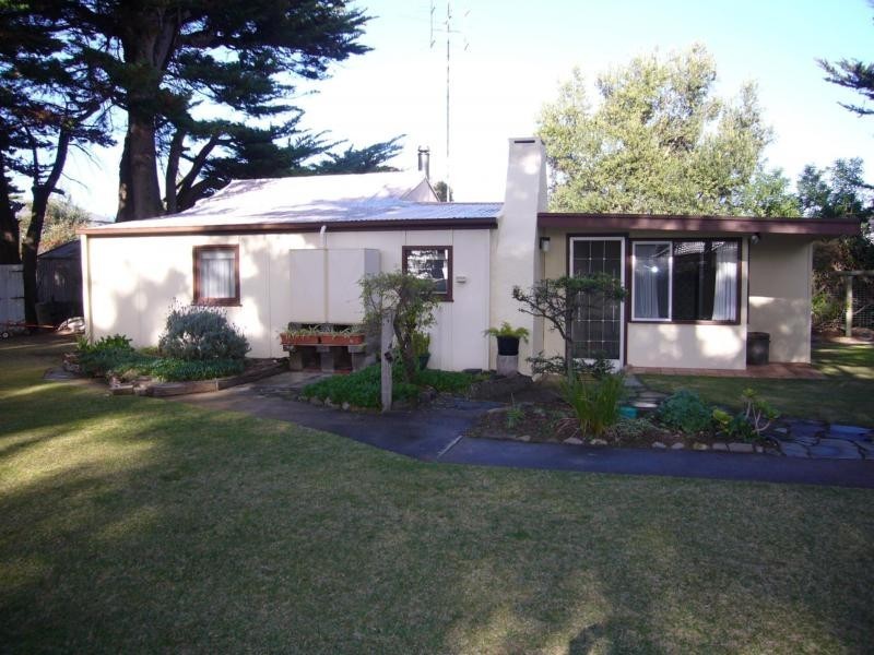 24 Petrel Avenue, Encounter Bay SA 5211