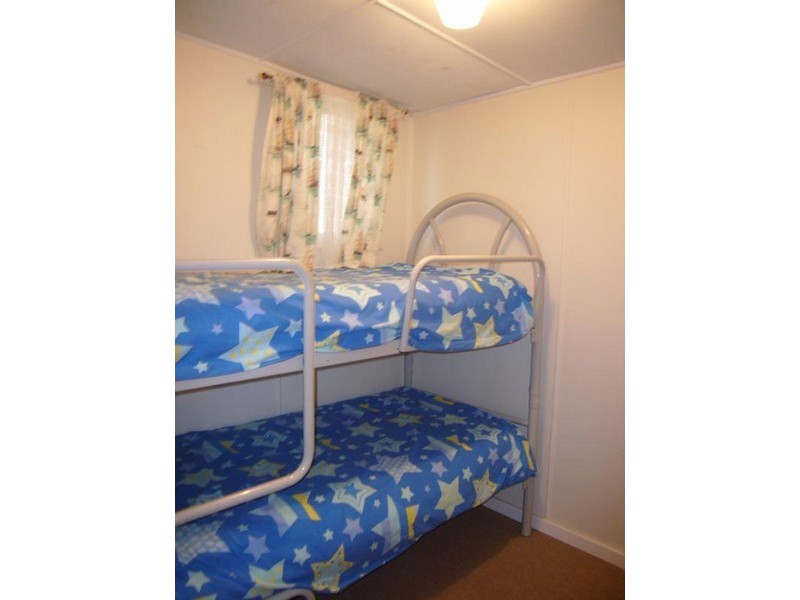 24 Petrel Avenue, Encounter Bay SA 5211