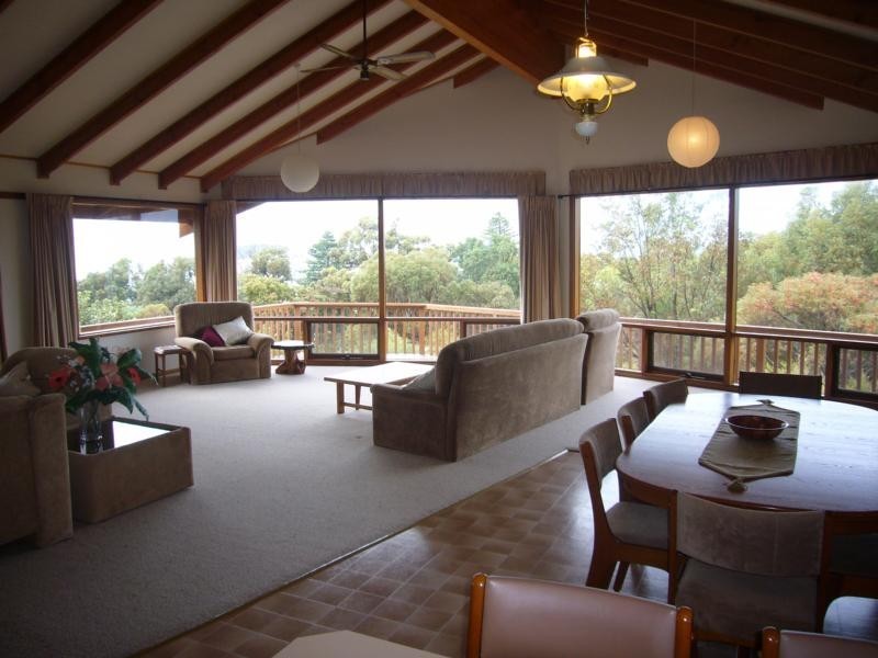 4 Snug Court, Encounter Bay SA 5211