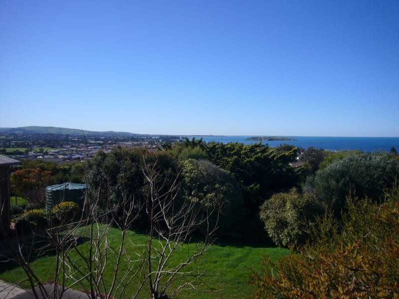 20 Dodson Road, Encounter Bay SA 5211