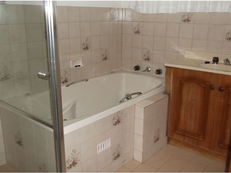 17 Passatt Street, Encounter Bay SA 5211