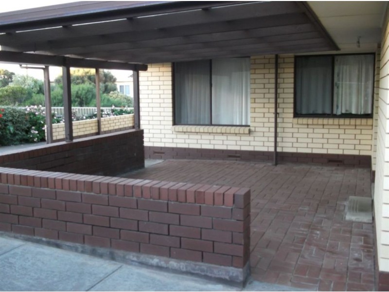 17 Passatt Street, Encounter Bay SA 5211