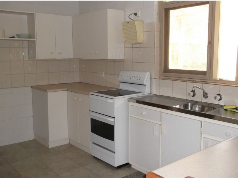 8 Park Avenue, Encounter Bay SA 5211