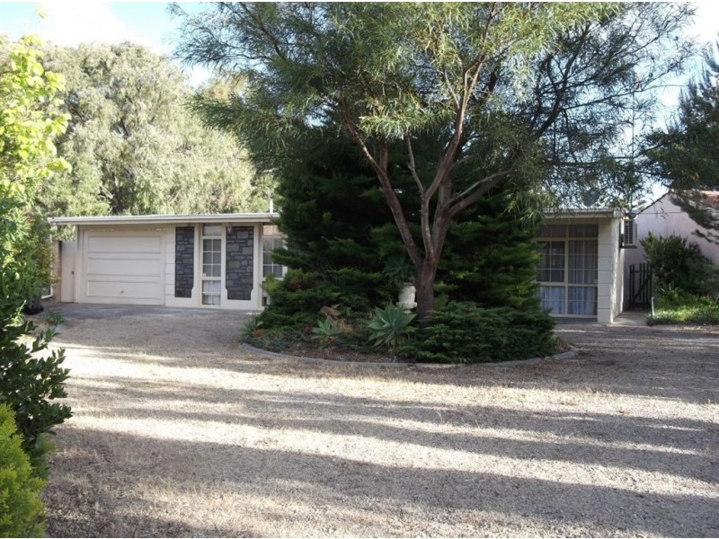 8 Park Avenue, Encounter Bay SA 5211