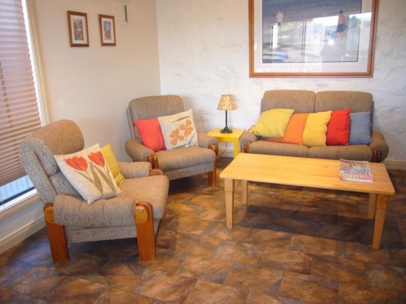 2 MerillI Place, Port Elliot SA 5212