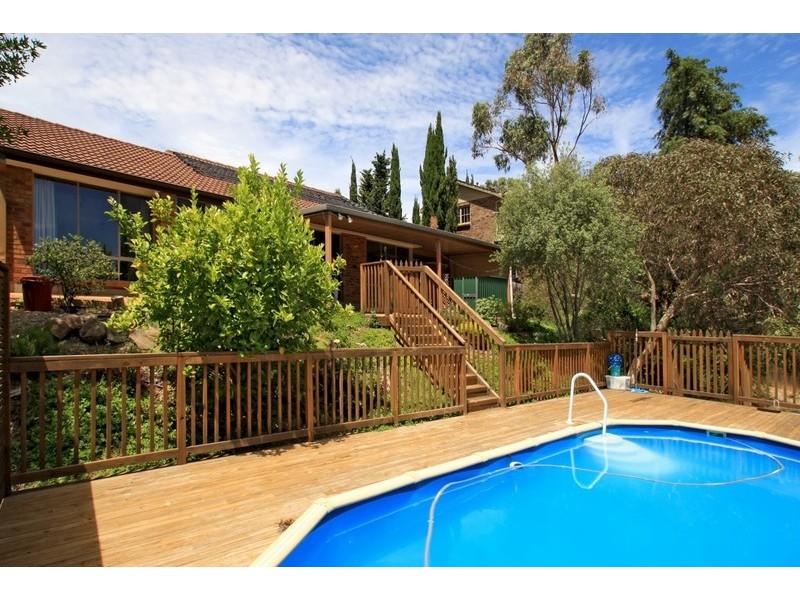 12 Vincent Boulevard, Flagstaff Hill SA 5159