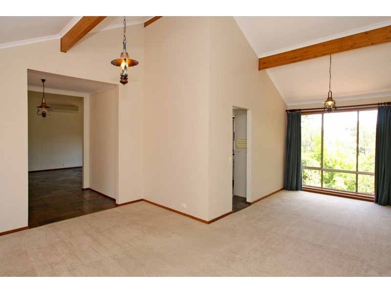 12 Vincent Boulevard, Flagstaff Hill SA 5159