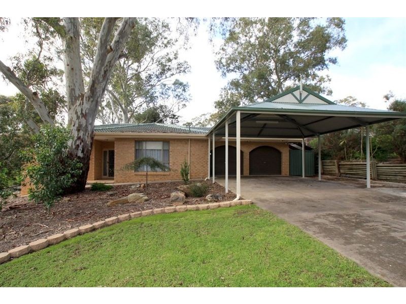 1 Orissa Court, Flagstaff Hill SA 5159