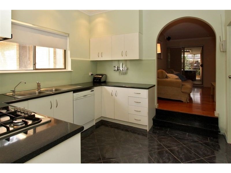 1 Orissa Court, Flagstaff Hill SA 5159