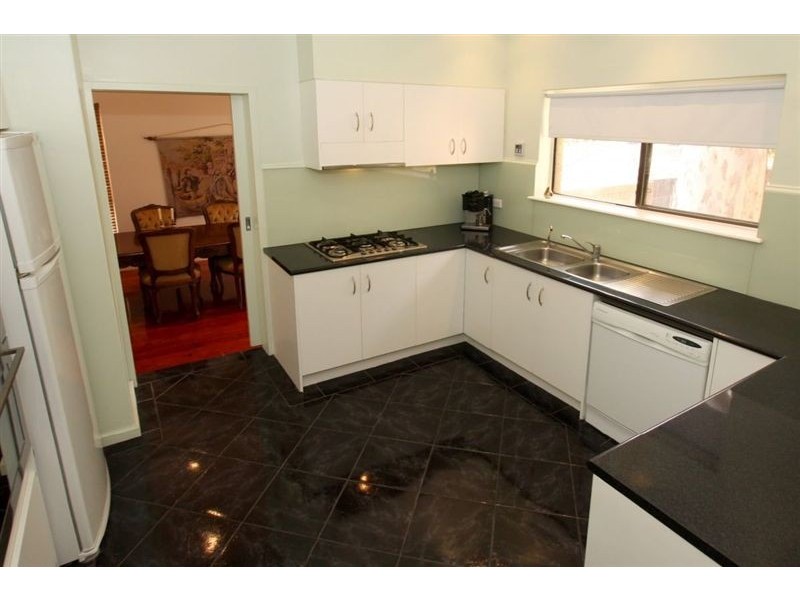 1 Orissa Court, Flagstaff Hill SA 5159