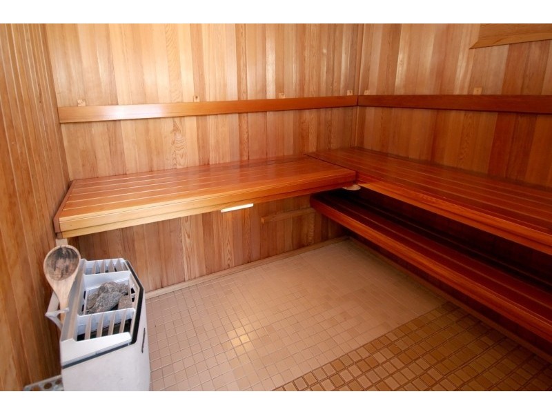 1 Devon Crescent, Happy Valley SA 5159