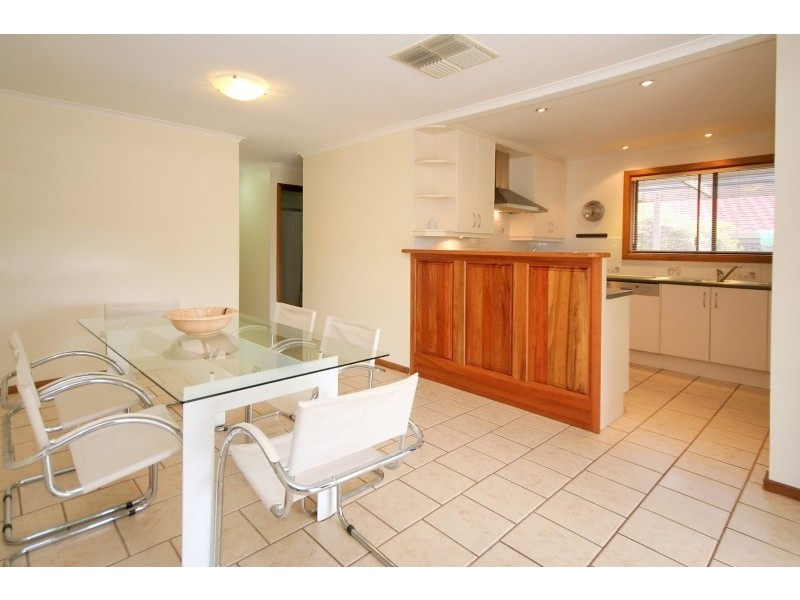 11 Stoneyhill Street, Reynella East SA 5161