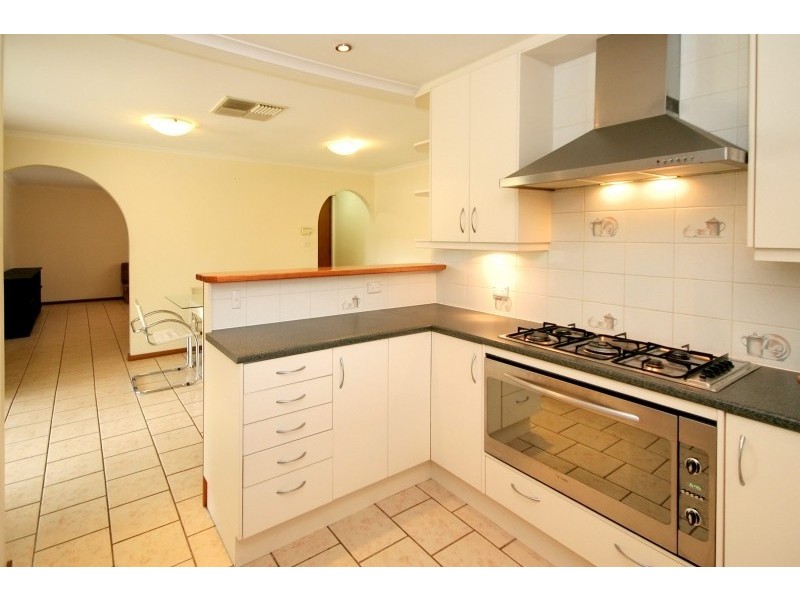 11 Stoneyhill Street, Reynella East SA 5161