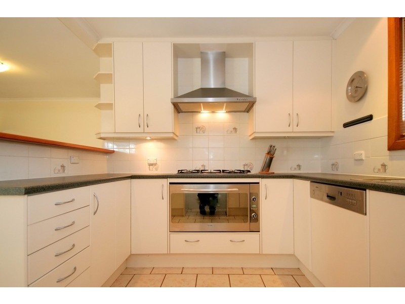 11 Stoneyhill Street, Reynella East SA 5161