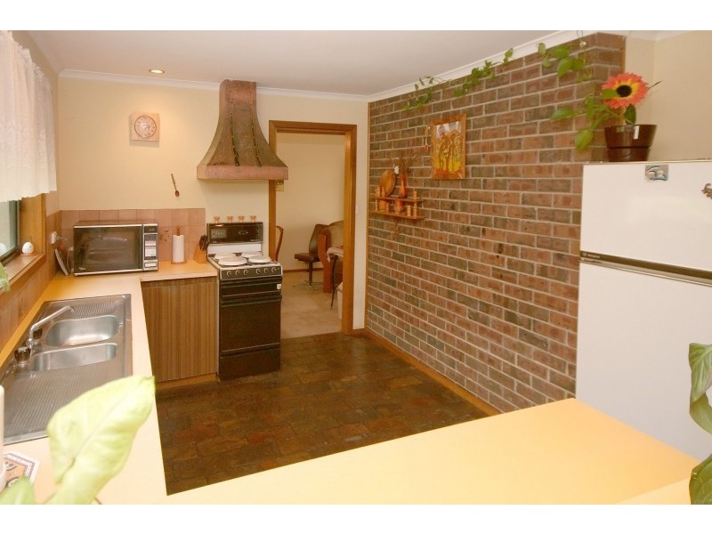 23 Southbound Avenue, Aberfoyle Park SA 5159