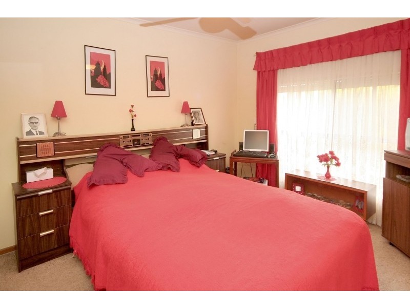 23 Southbound Avenue, Aberfoyle Park SA 5159