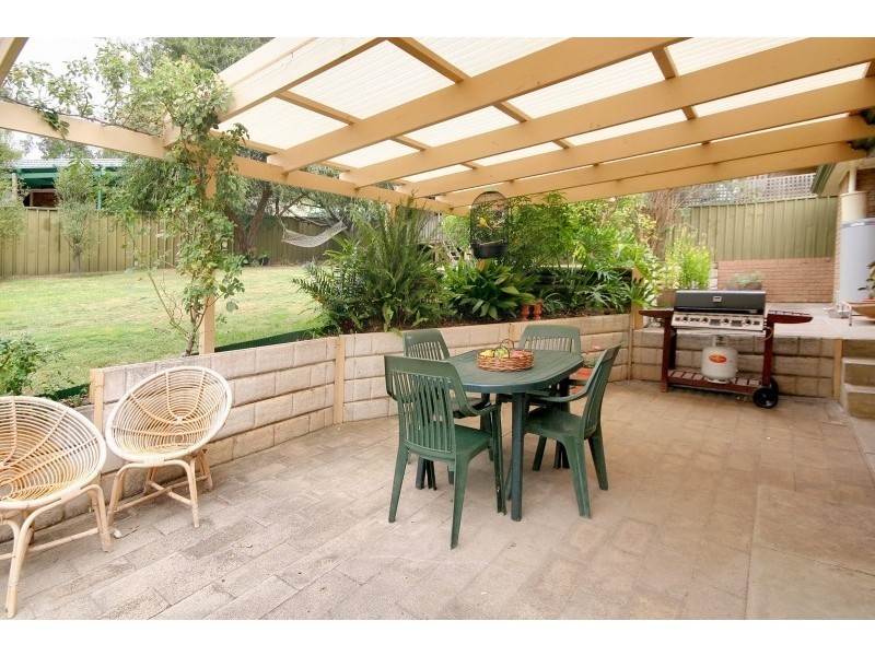 15 Woodlea Drive, Aberfoyle Park SA 5159