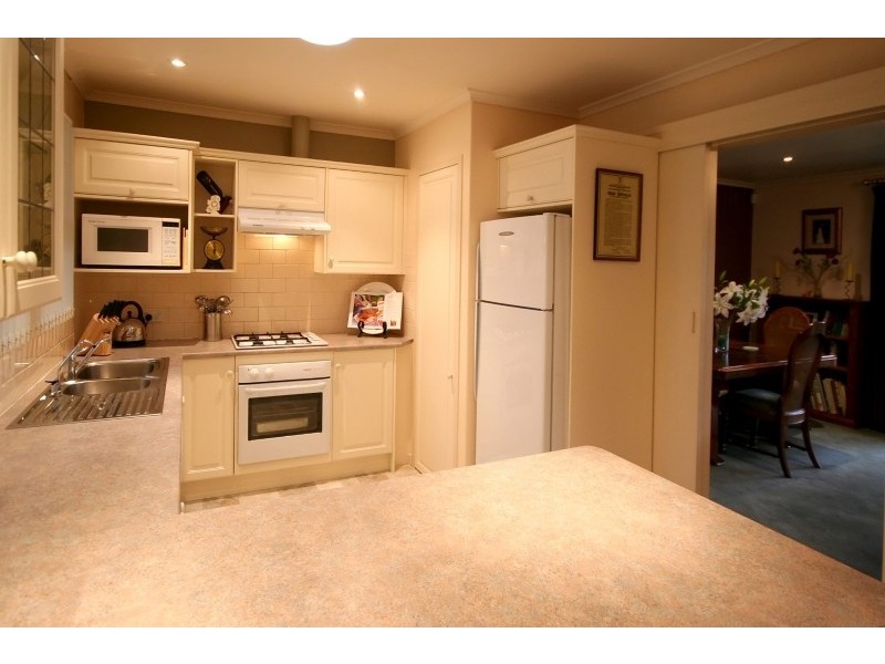 26 Bellavista Road, Flagstaff Hill SA 5159