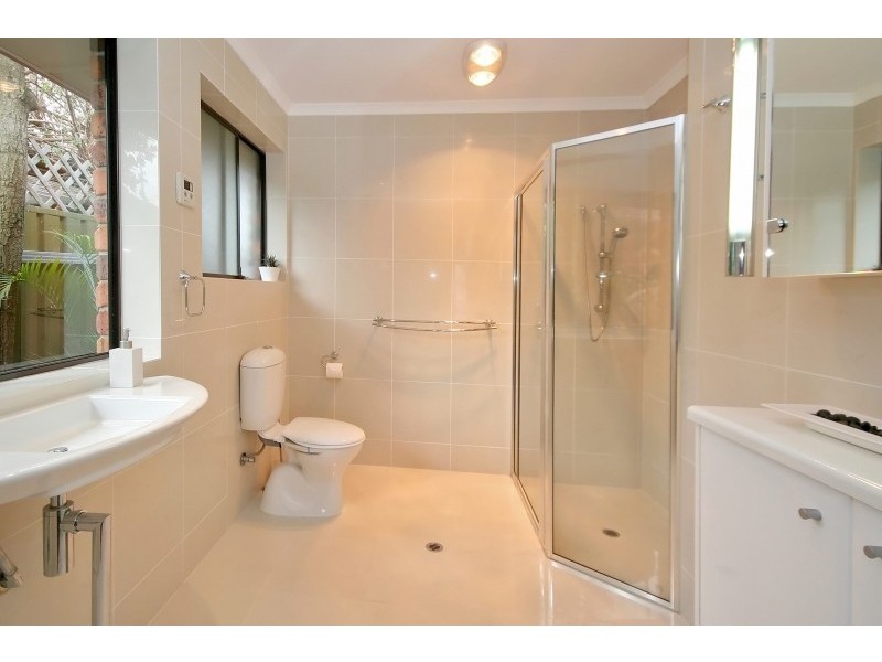 11 Potter Drive, Woodcroft SA 5162