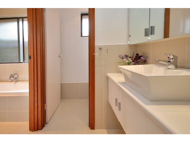 11 Potter Drive, Woodcroft SA 5162
