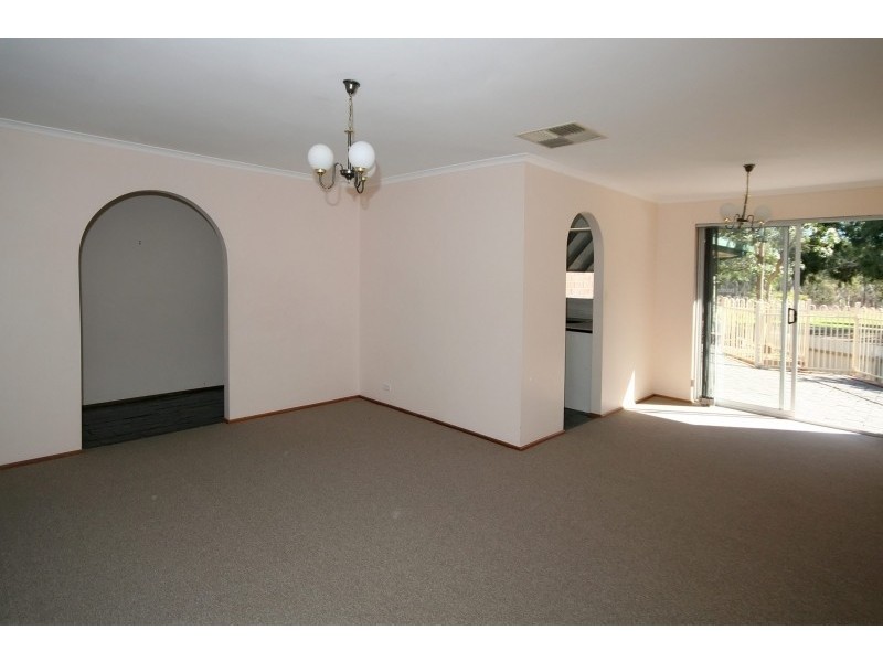 12 Santana Court, Aberfoyle Park SA 5159