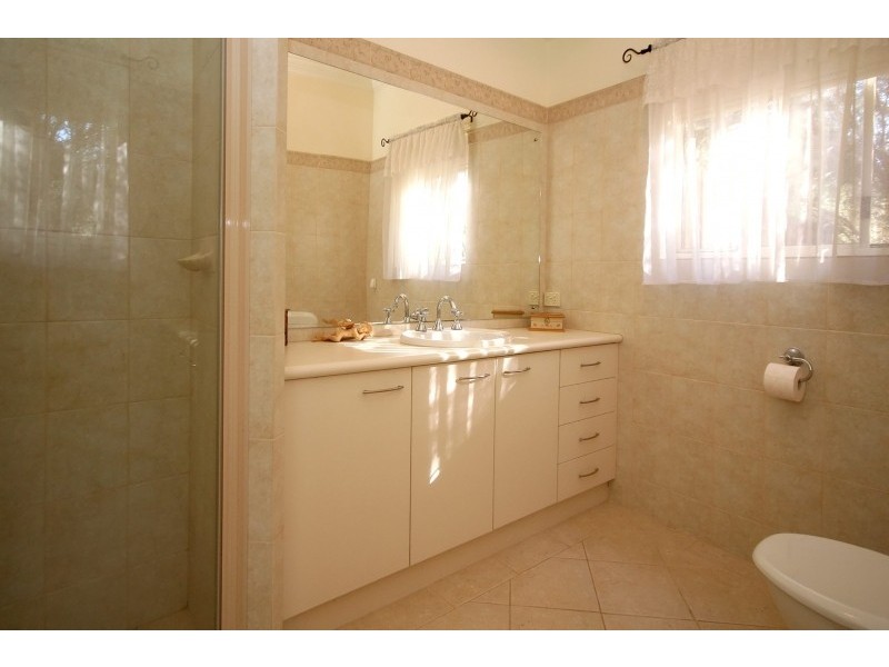 3 Cormorant Avenue, Flagstaff Hill SA 5159