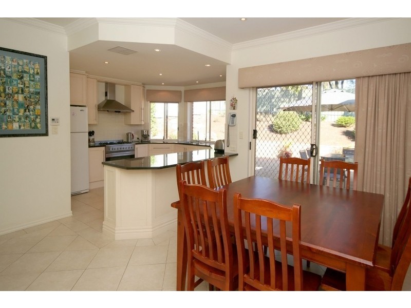 3 Cormorant Avenue, Flagstaff Hill SA 5159