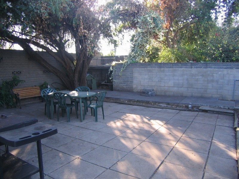 1 Capeview Crescent, Hackham SA 5163