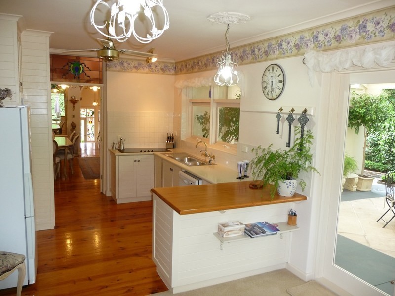 6 Starlight Crescent, Flagstaff Hill SA 5159