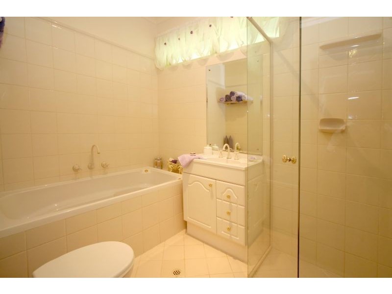 6 Starlight Crescent, Flagstaff Hill SA 5159