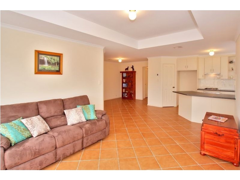 8 Sameden Drive, Noarlunga Downs SA 5168