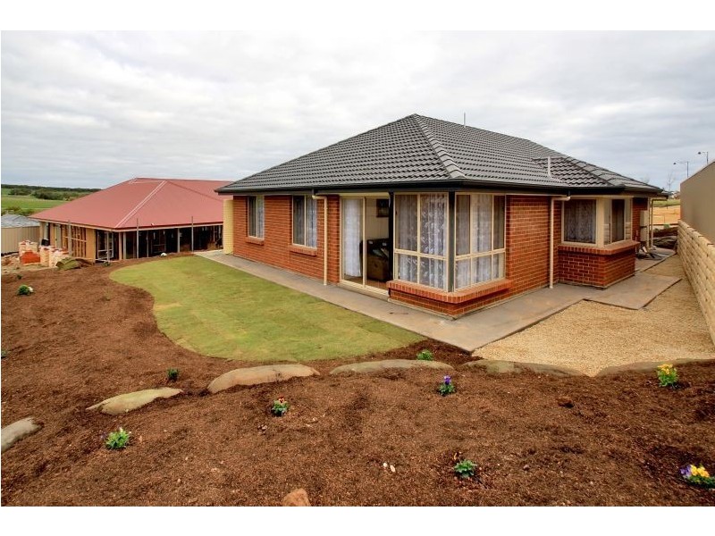 8 Sameden Drive, Noarlunga Downs SA 5168