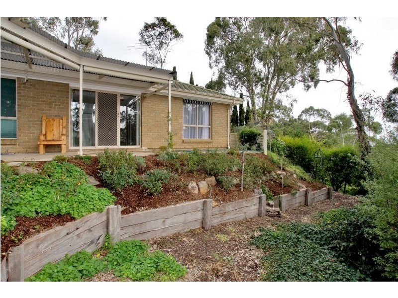9 Mt Malvern Road, Aberfoyle Park SA 5159