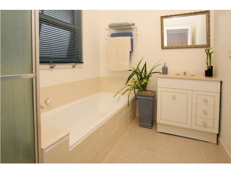 22 Carrickalinga Boulevard, Aberfoyle Park SA 5159