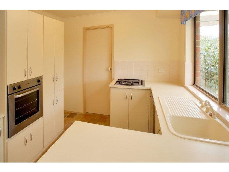 28 Torresan Crescent, Flagstaff Hill SA 5159