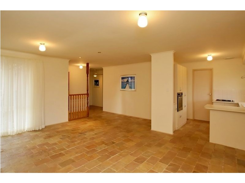 28 Torresan Crescent, Flagstaff Hill SA 5159