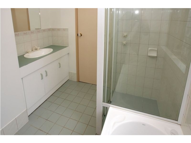 28 Torresan Crescent, Flagstaff Hill SA 5159