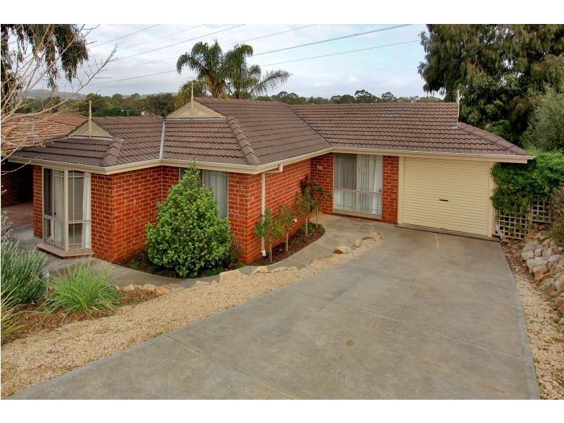 28 Torresan Crescent, Flagstaff Hill SA 5159