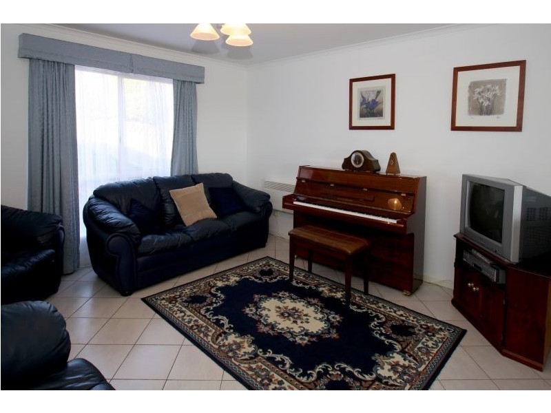 7 Willow Way, Aberfoyle Park SA 5159