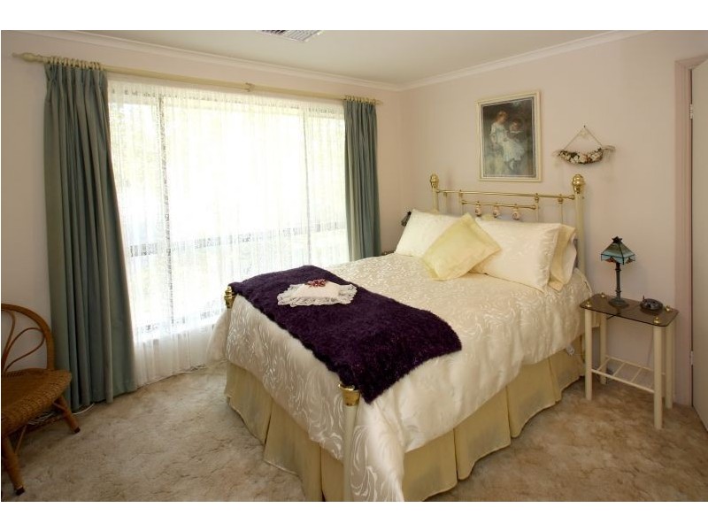 2 Sarepta Court, Flagstaff Hill SA 5159