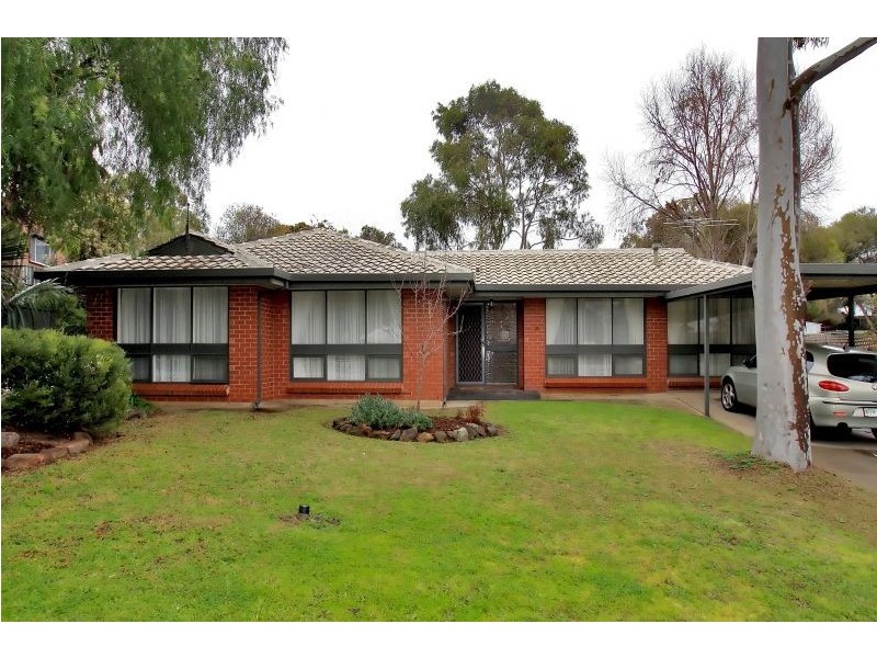 28 Amberly Drive, Happy Valley SA 5159