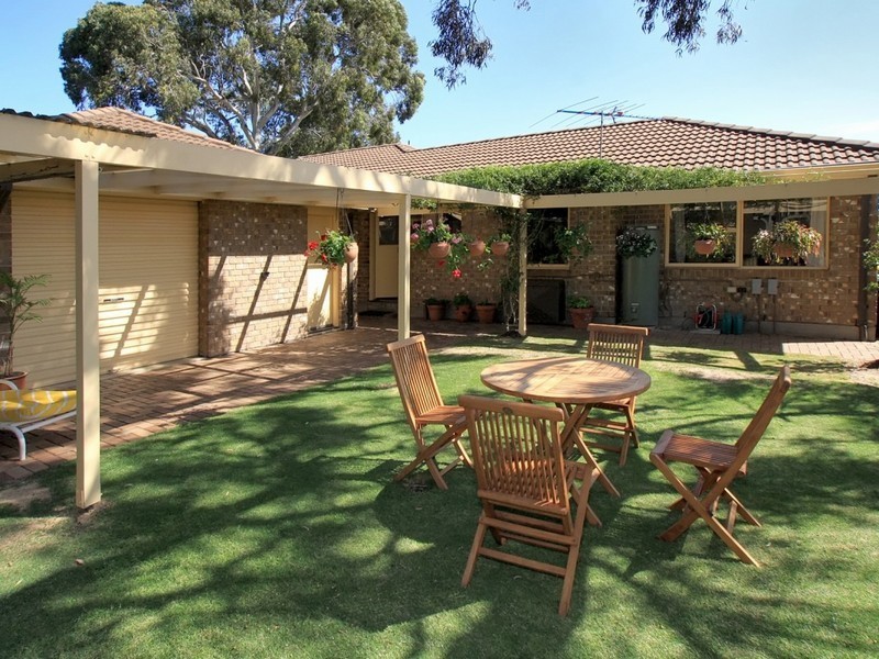 44 Kingfisher Circuit, Flagstaff Hill SA 5159