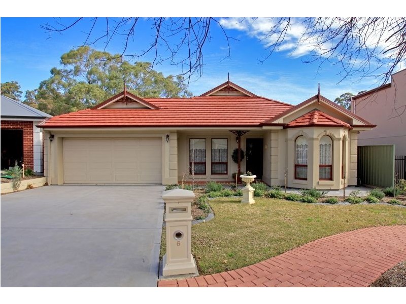 6 The Walk, Coromandel Valley SA 5051