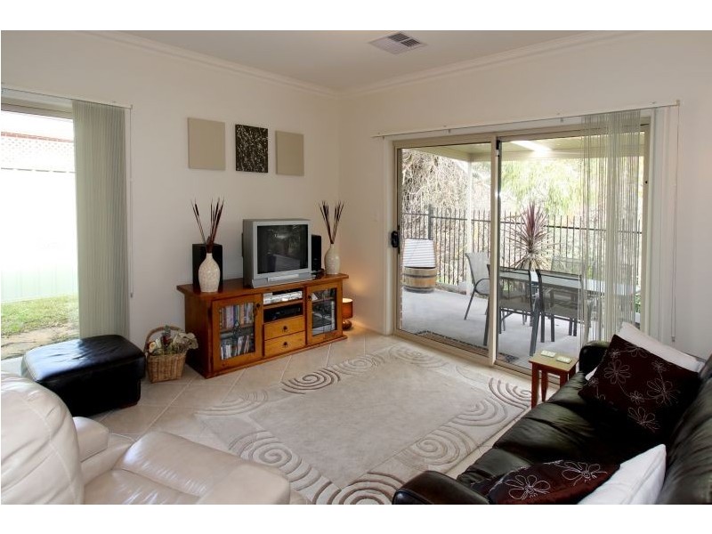 6 The Walk, Coromandel Valley SA 5051