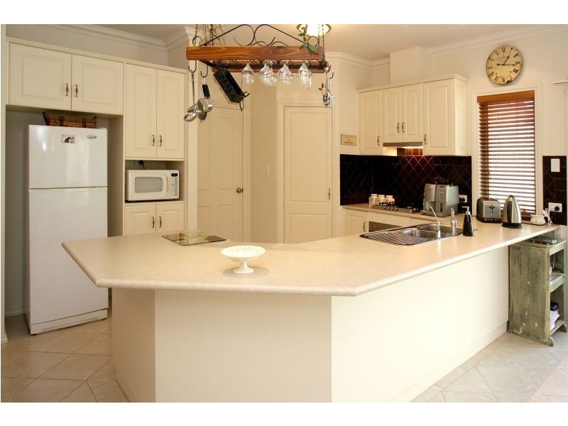 6 The Walk, Coromandel Valley SA 5051