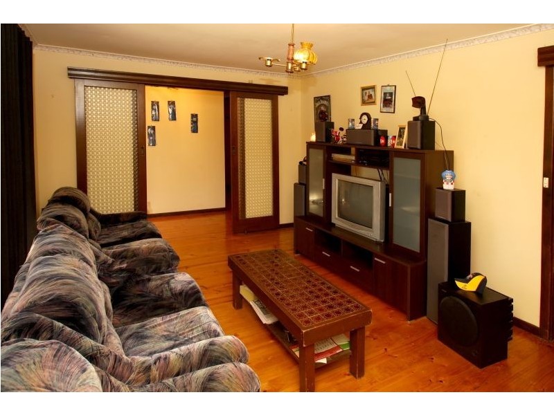 18 Causby Avenue, Morphett Vale SA 5162